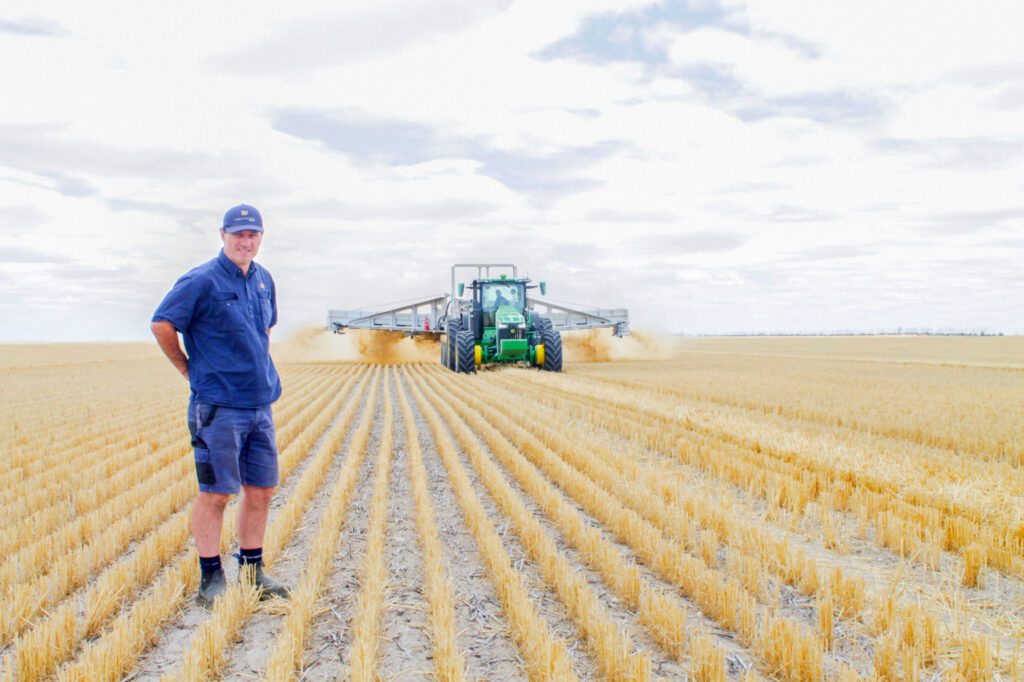 Straw Spreader boosts header efficiency